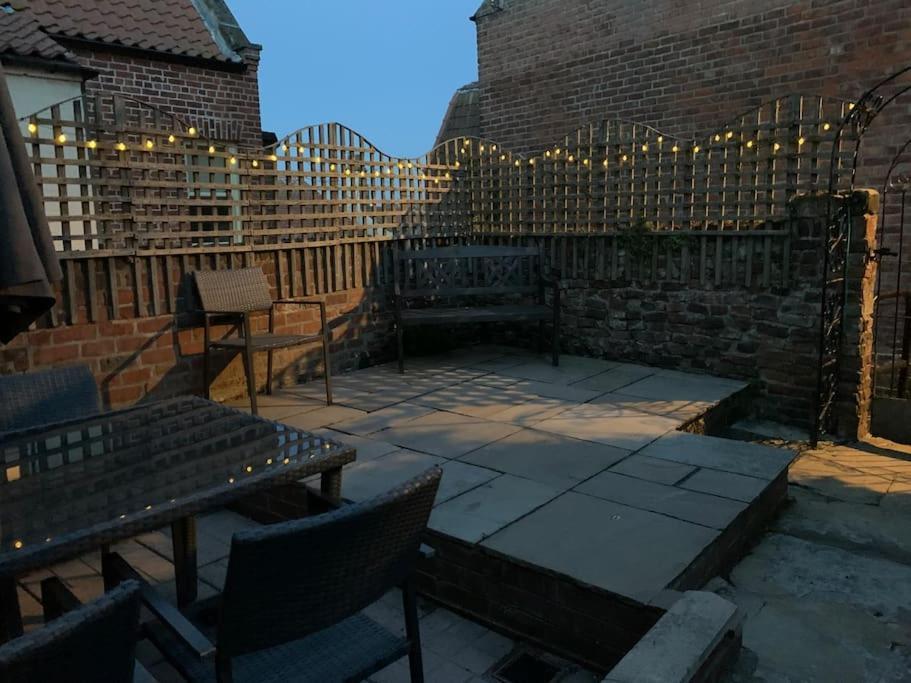 Award Winning Pet Friendly Paddock Cottage ويتبي المظهر الخارجي الصورة